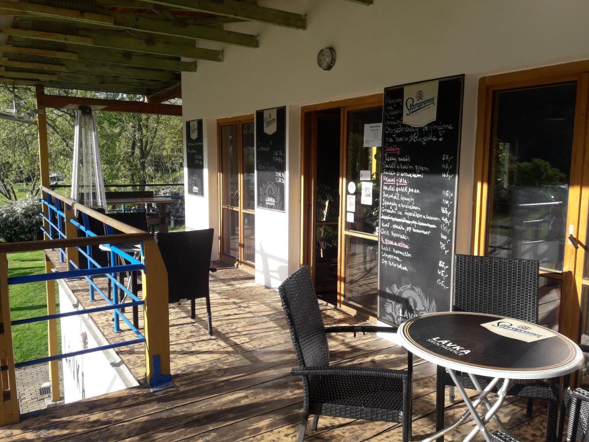 Lavka Park Skochovice Hotel Vrané nad Vltavou Buitenkant foto