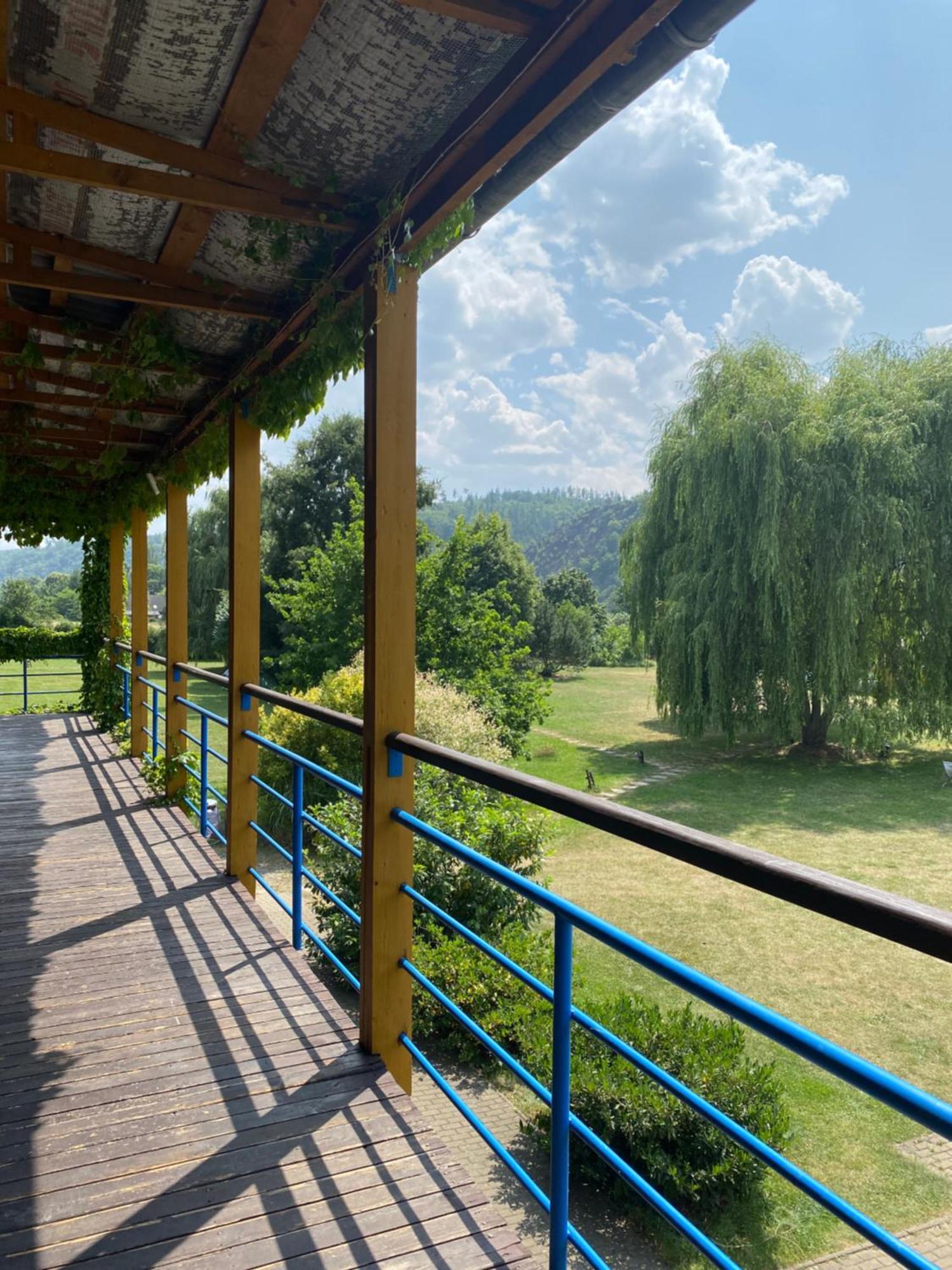 Lavka Park Skochovice Hotel Vrané nad Vltavou Buitenkant foto